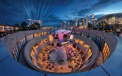 Singapore Flyer (D1), Retail #586116451